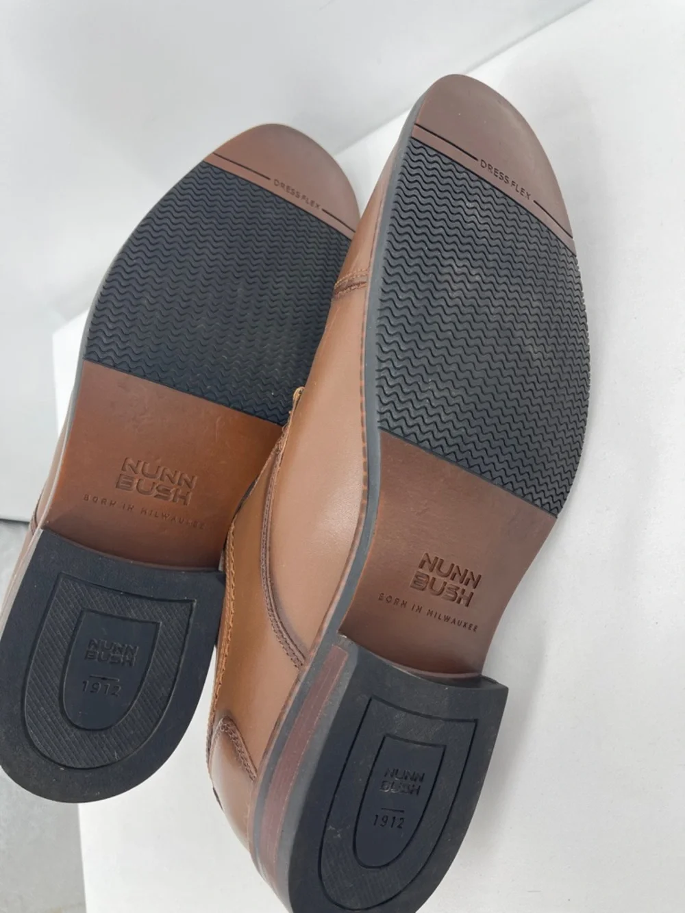 NUNN BUSH SIZE 9.5W Men's Brown Leather Cap-Toe OXFORD Dress Shoes